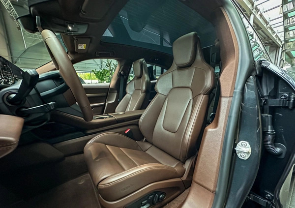 Porsche Taycan cena 583900 przebieg: 4219, rok produkcji 2023 z Końskie małe 232